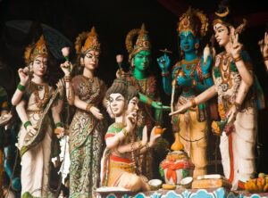 video popo barbie viral patung